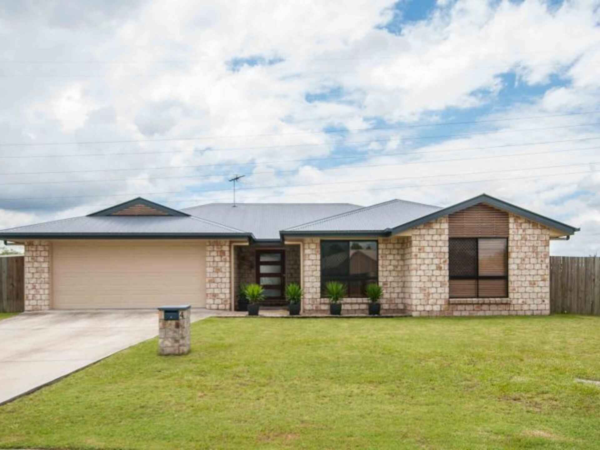 4 Lawrie Court Caboolture