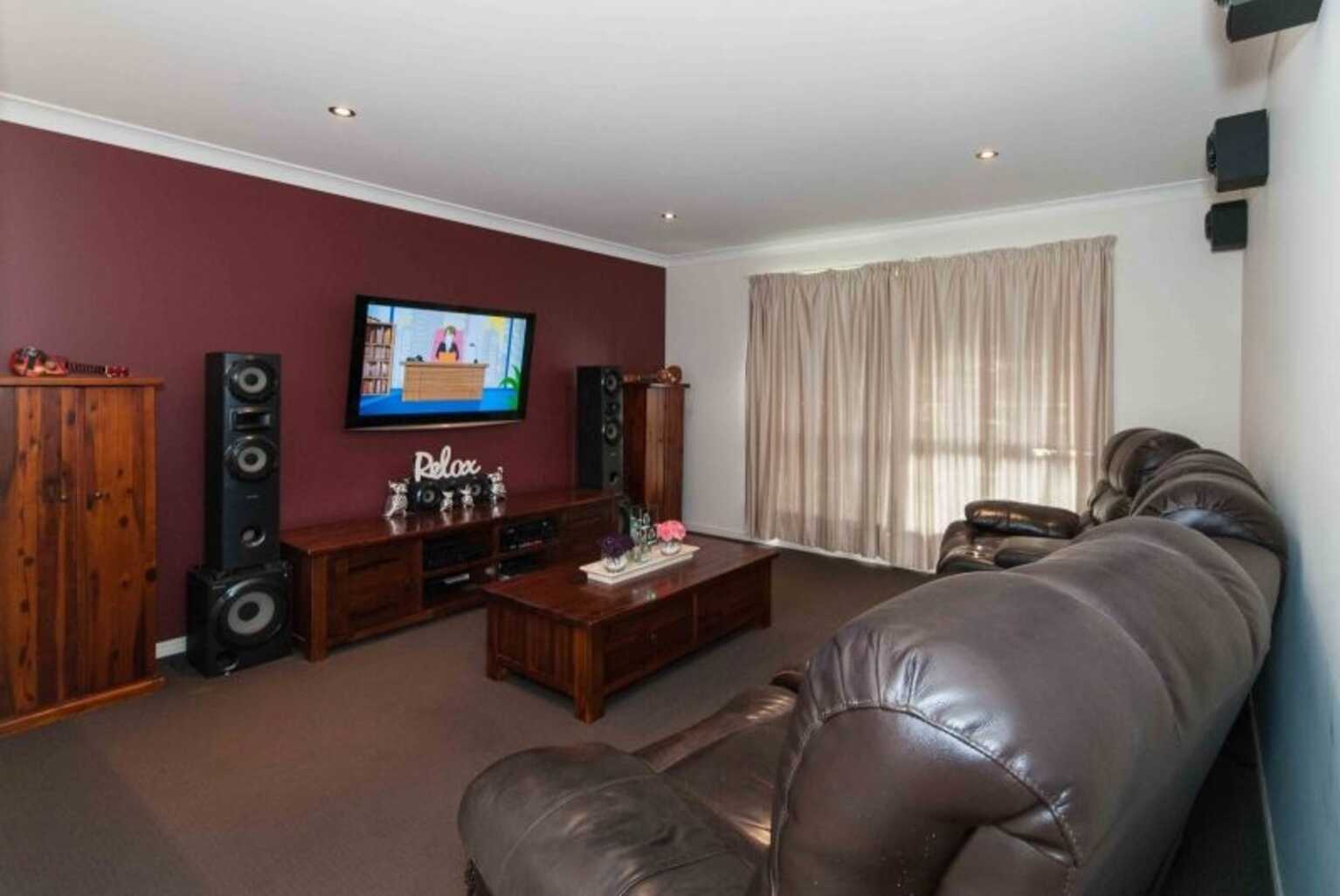 4 Lawrie Court Caboolture