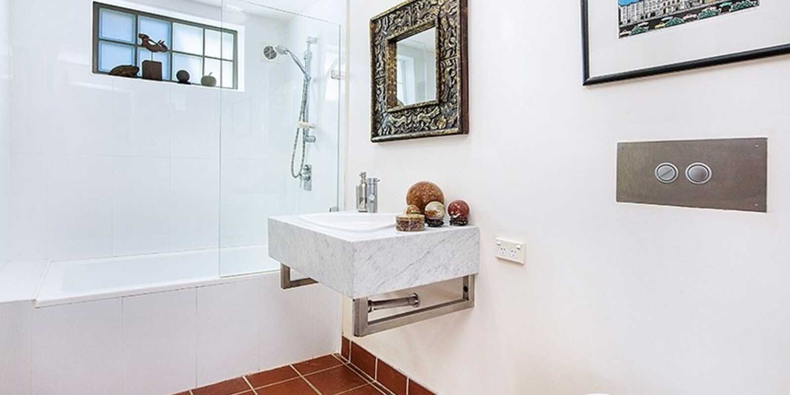 1 Derwent Lane Glebe