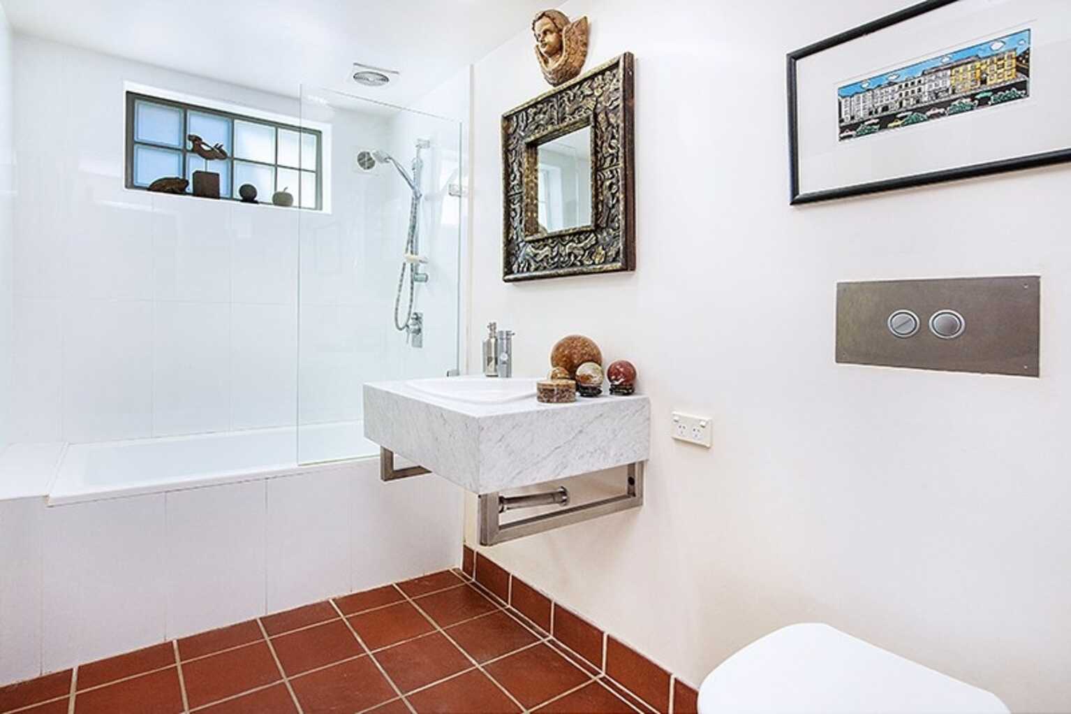 1 Derwent Lane Glebe