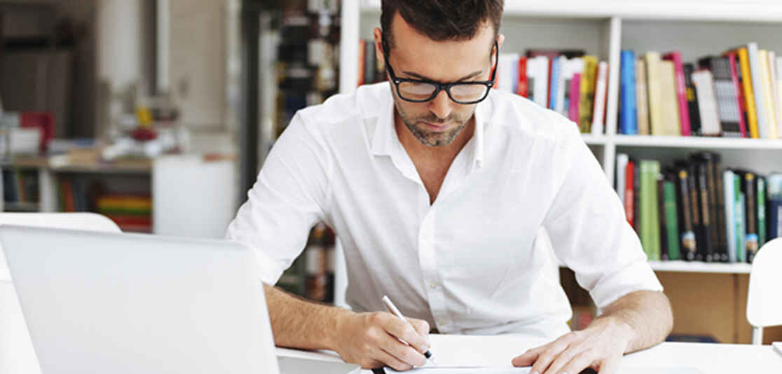 CHOOSING A PROPERTY MANAGER