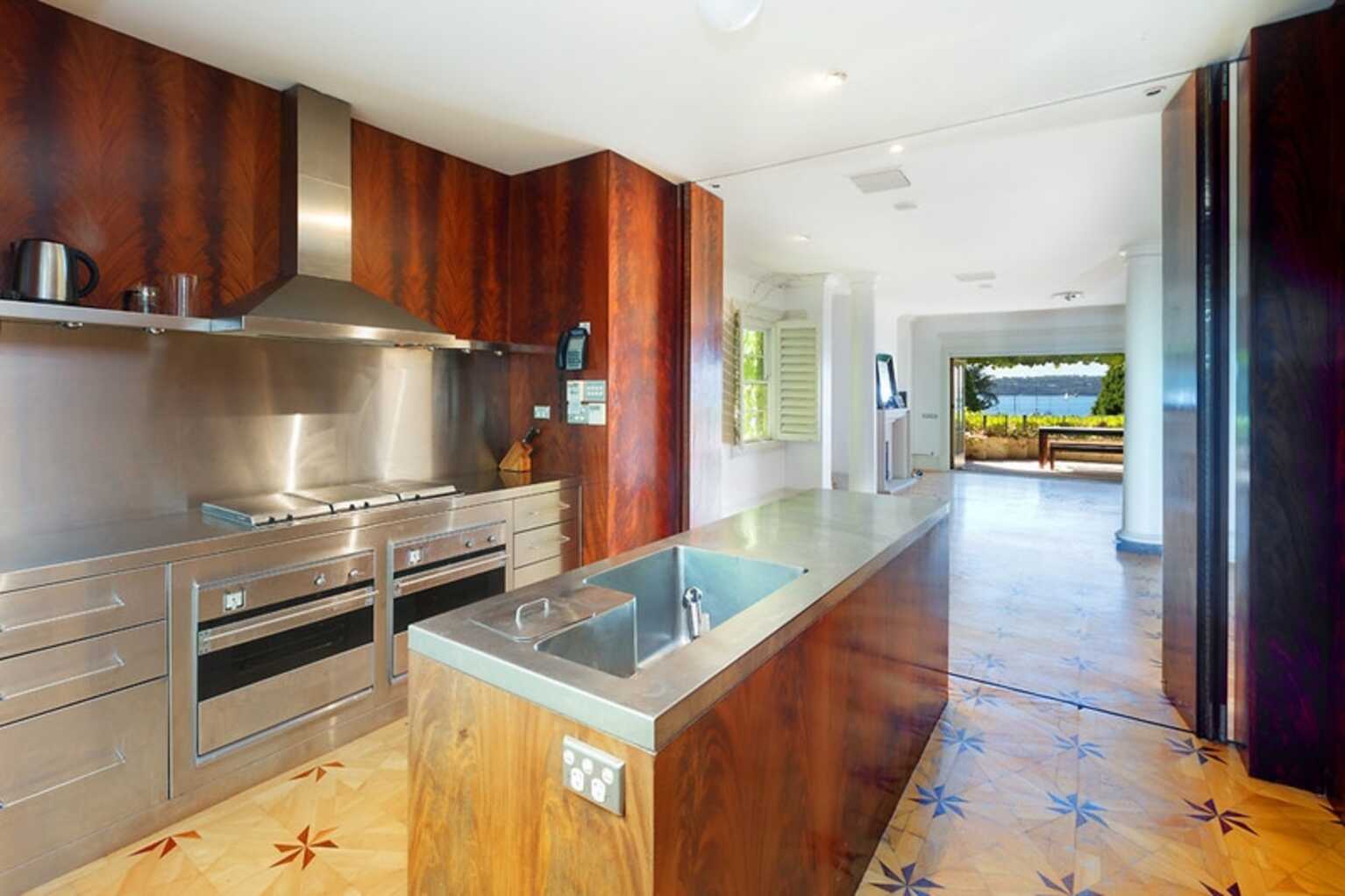 8/27 Billyard Ave Elizabeth Bay