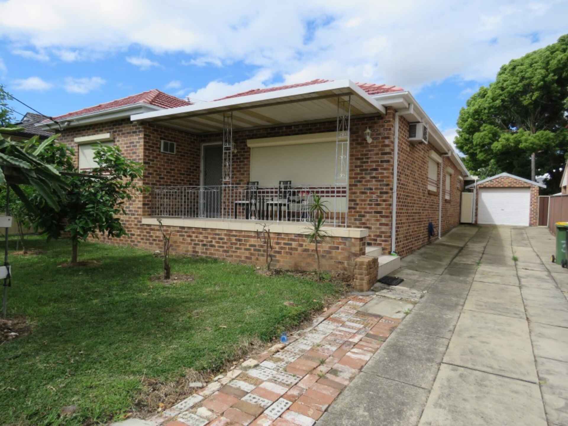 35 Robertson Road Chester Hill
