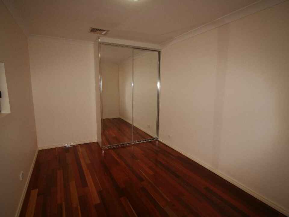 2/102 Alice Street Newtown