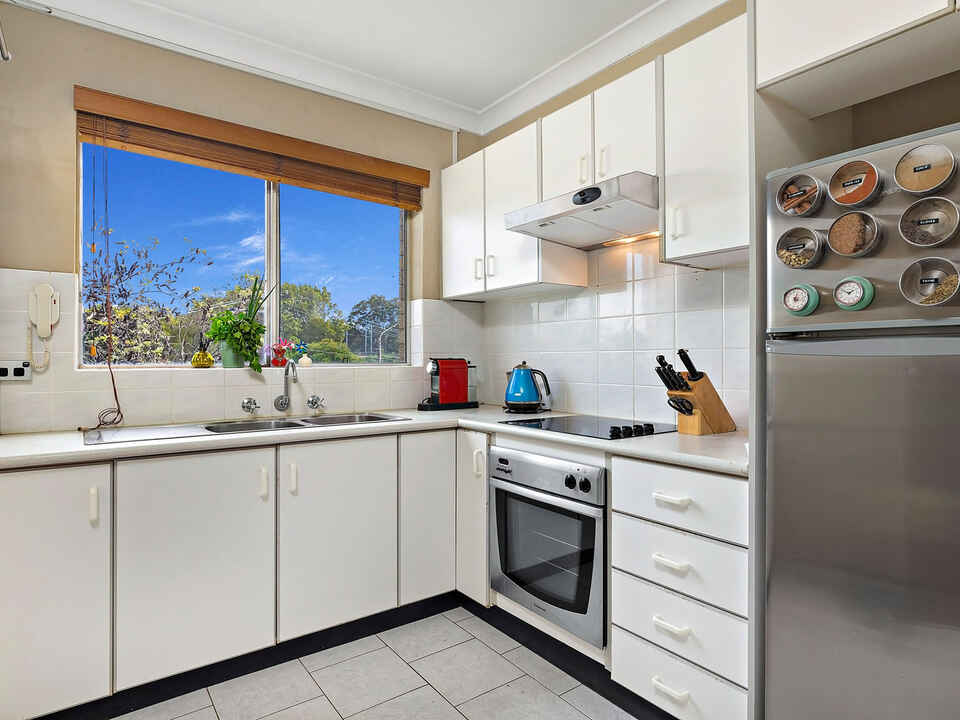 4/81-83 RIVERSIDE CRES Dulwich Hill