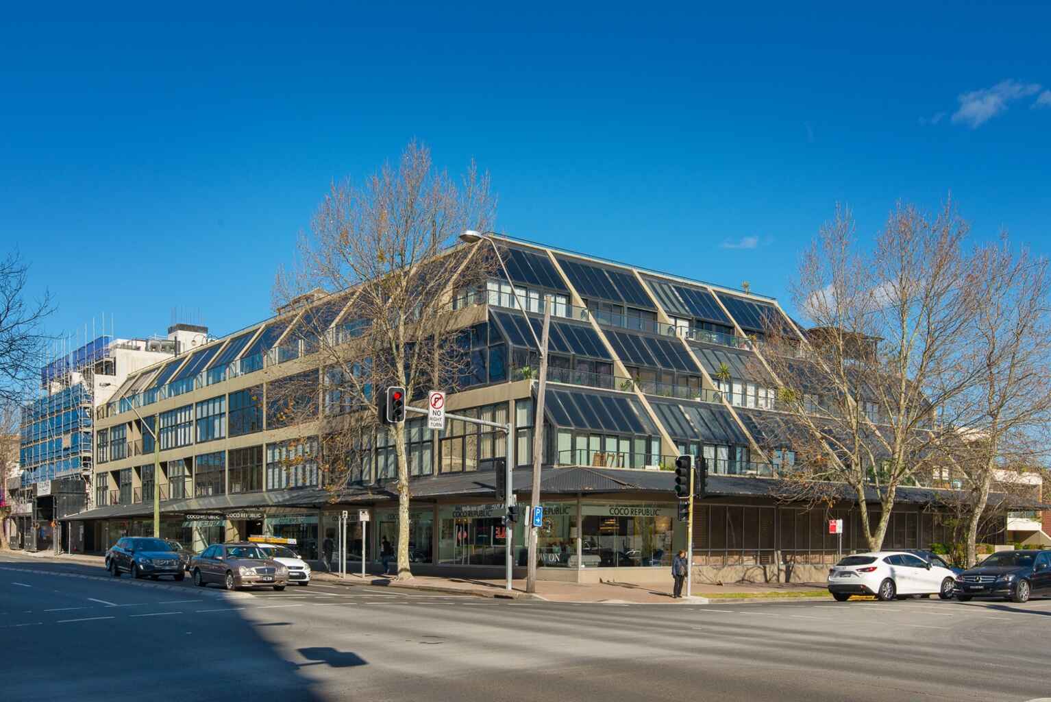 The Atrium 226/402-420 Pacific Highway Crows Nest