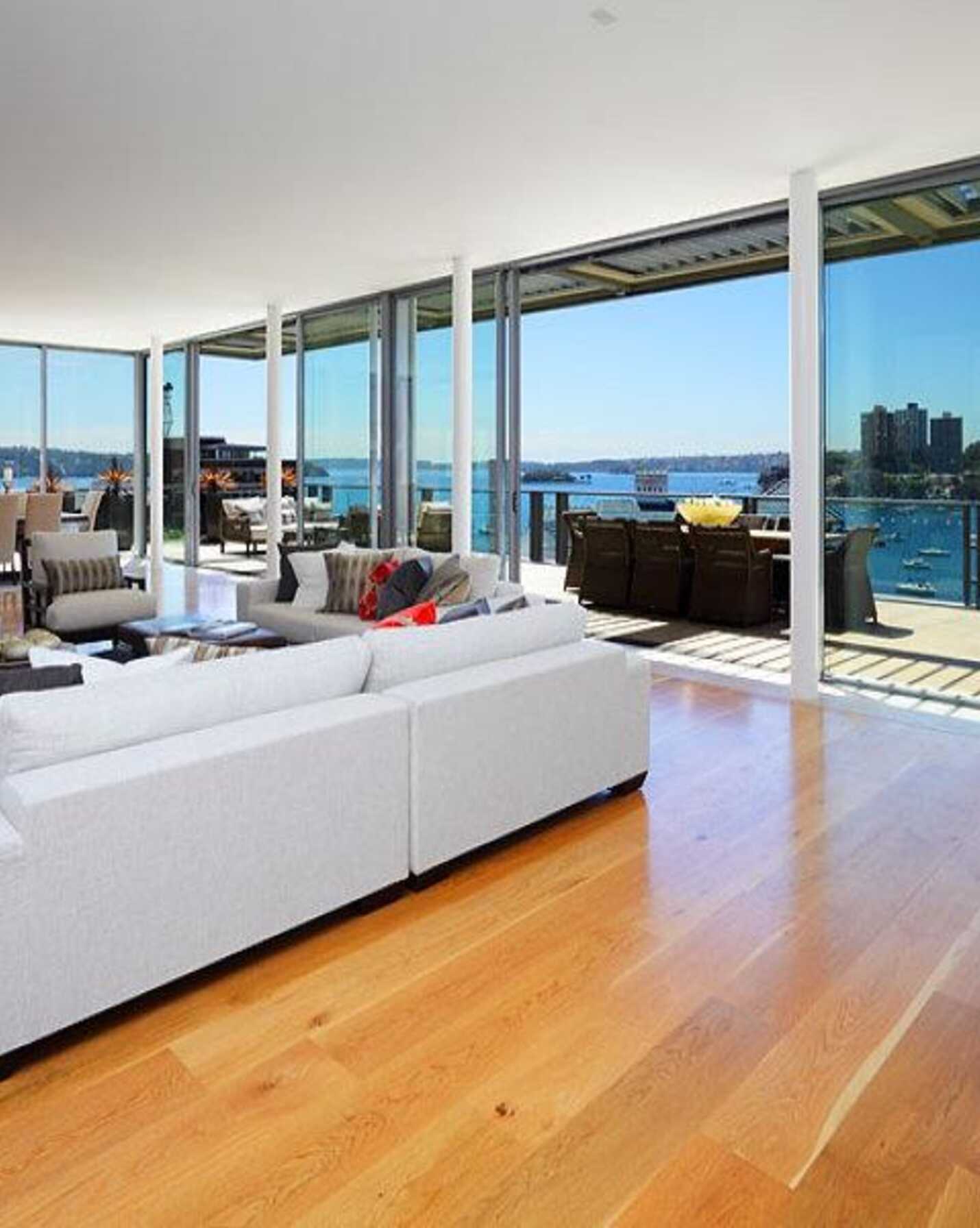 8/One Onslow Elizabeth Bay, Bay - Image 1