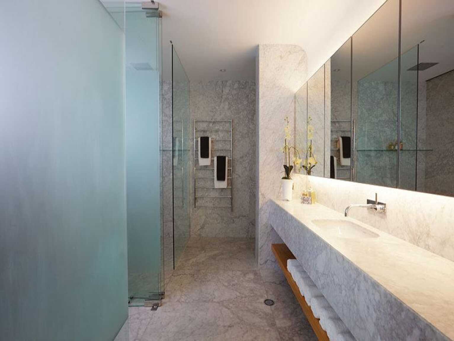 8/One Onslow Elizabeth Bay