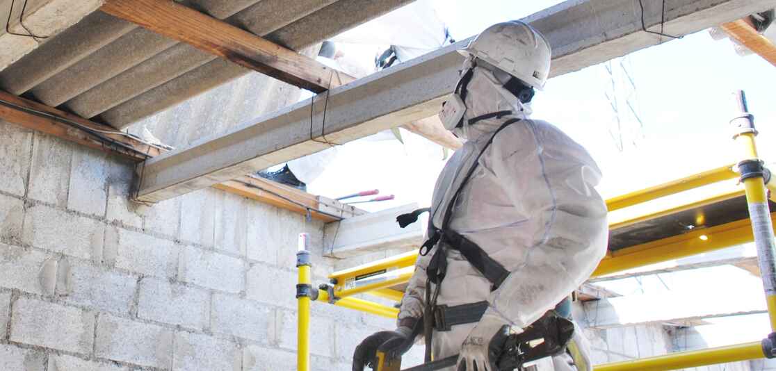 How to identify and remove asbestos during renovation