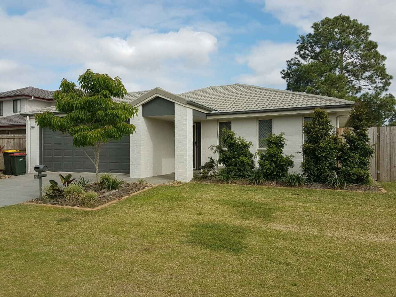 53 Piccadilly Street Bellmere