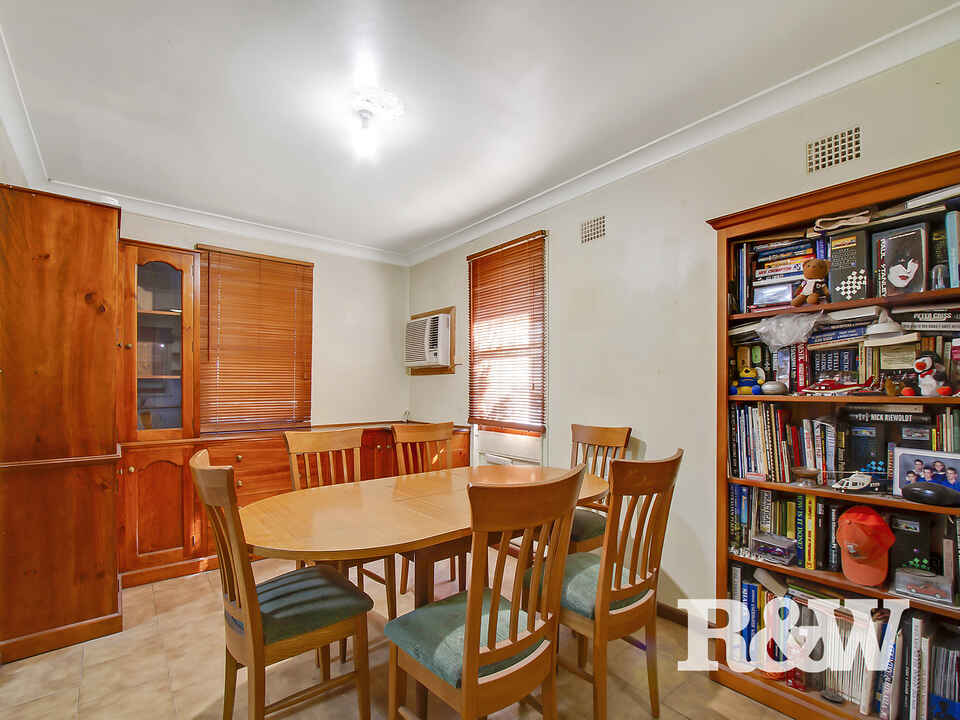 35 Idriess Crescent Blackett