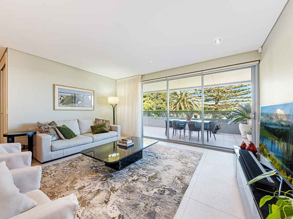 8/154-156 Sailors Bay Road Northbridge