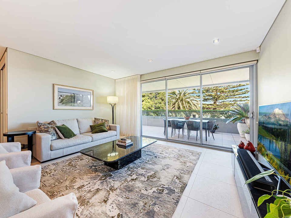 8/154-156 Sailors Bay Road Northbridge
