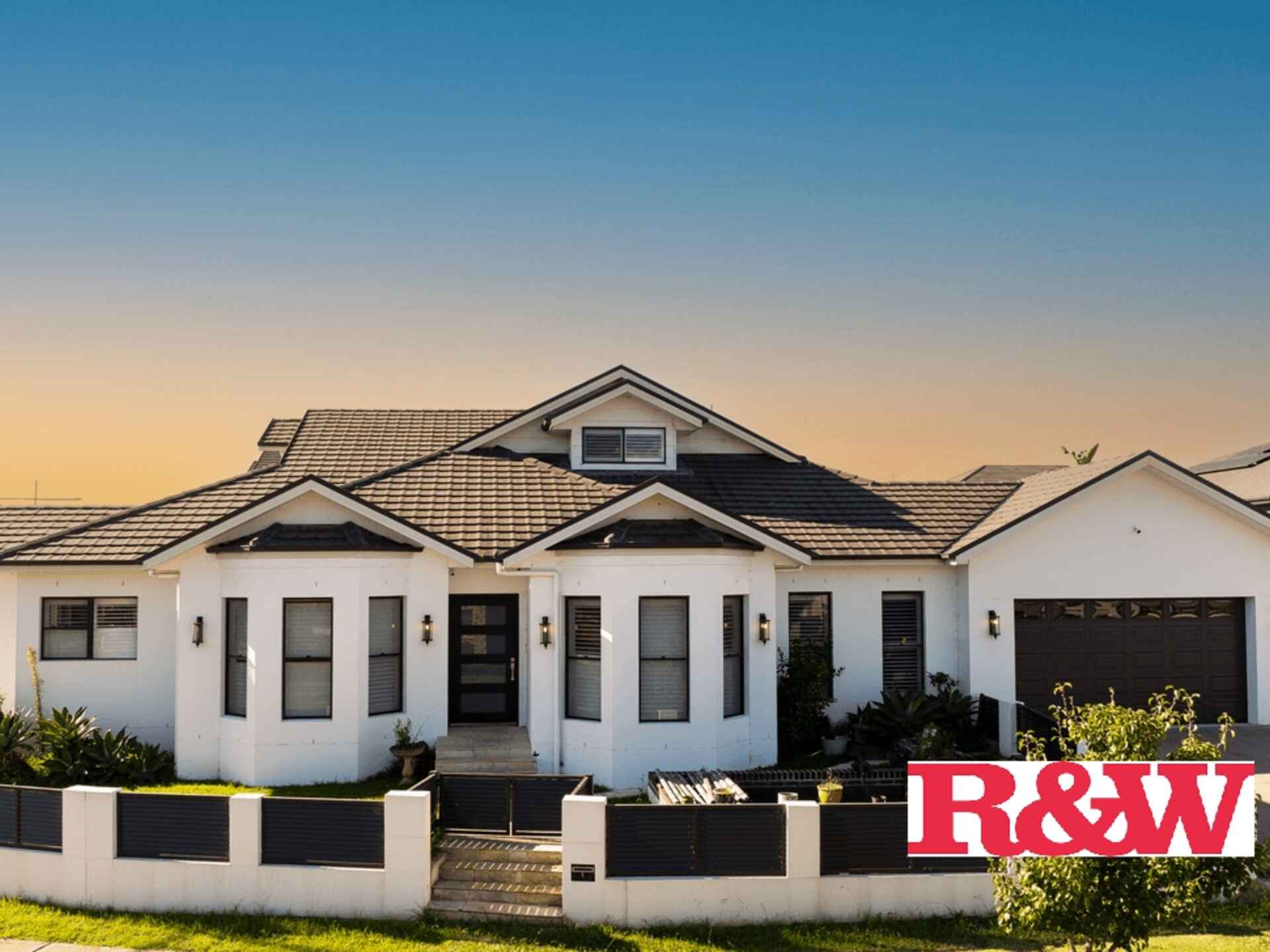 1 Jenolan Circuit Harrington Park