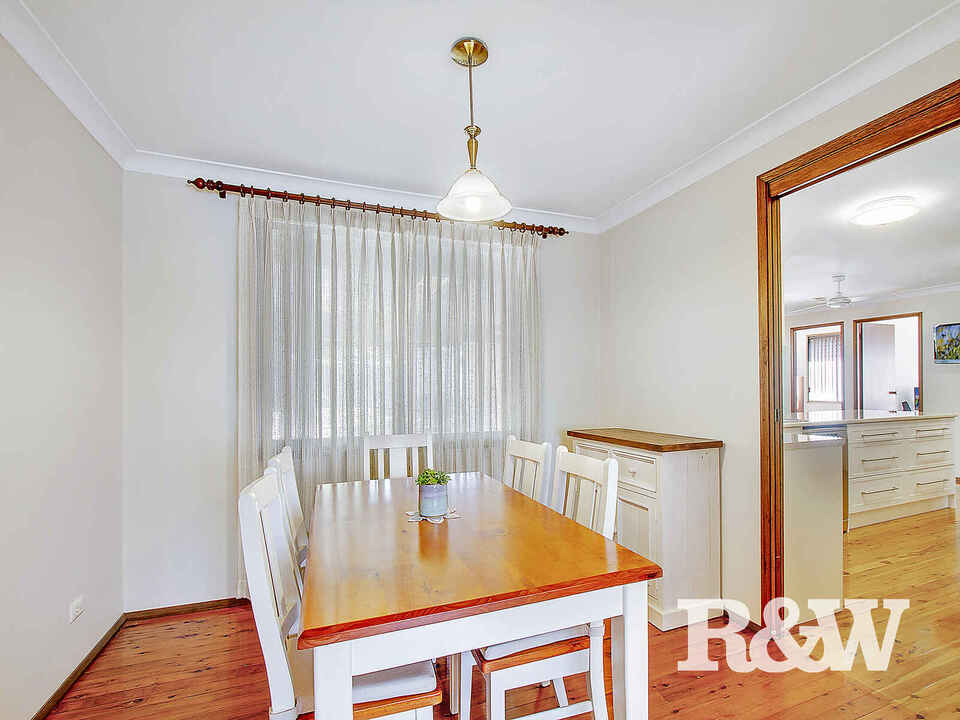 15 Timesweep Drive St Clair