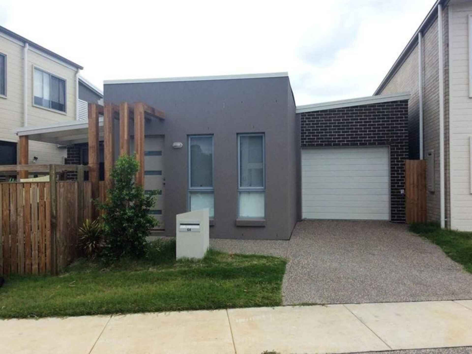 64 Tasman Boulevard Fitzgibbon
