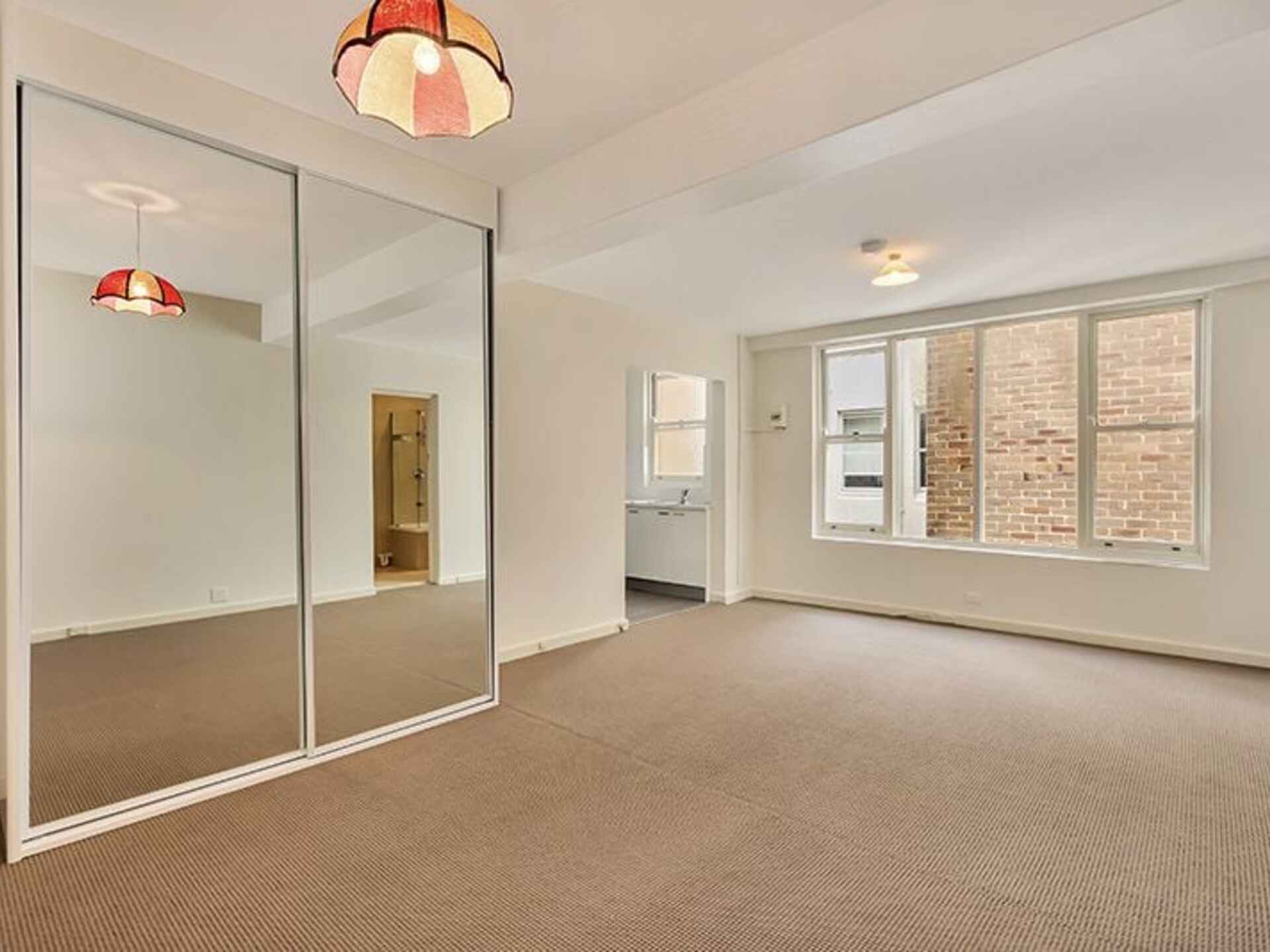 17/3 Barncleuth Square Potts Point