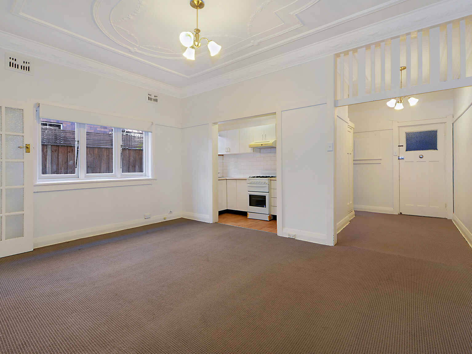 2/79 Oakley Road North Bondi