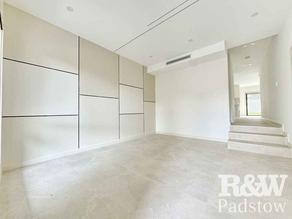42a Hendy Avenue Panania