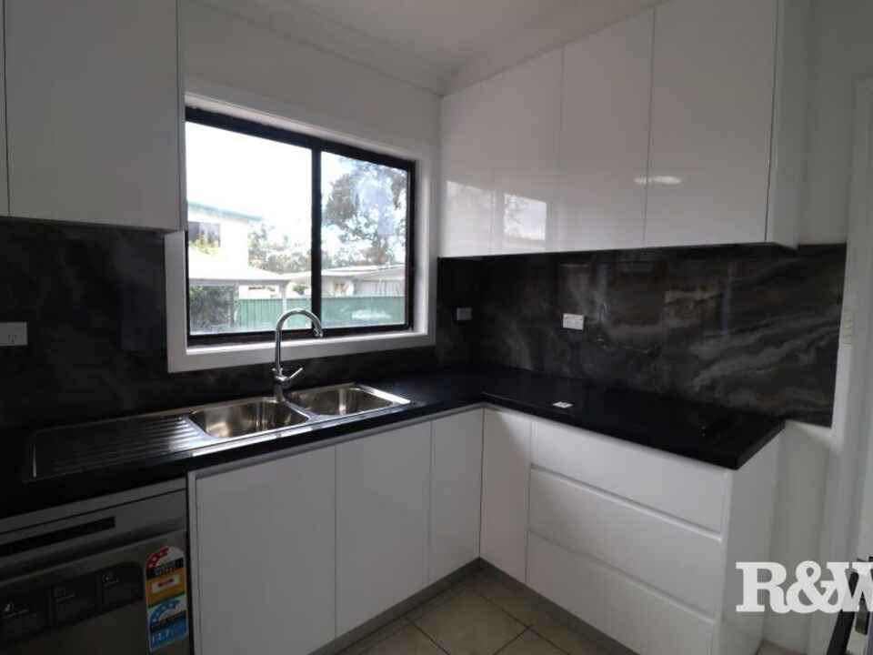 22 Palau Crescent Lethbridge Park