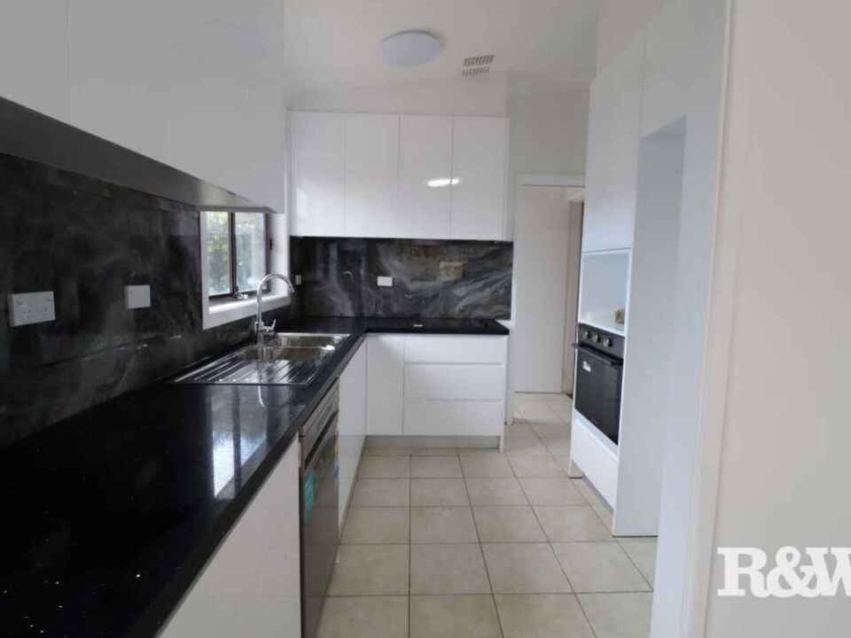22 Palau Crescent Lethbridge Park