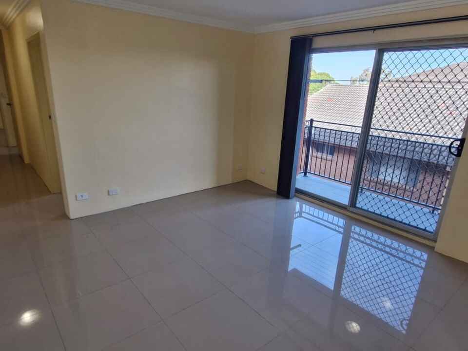 4/13 Church Street Cabramatta