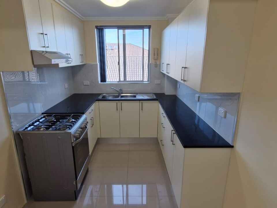 4/13 Church Street Cabramatta