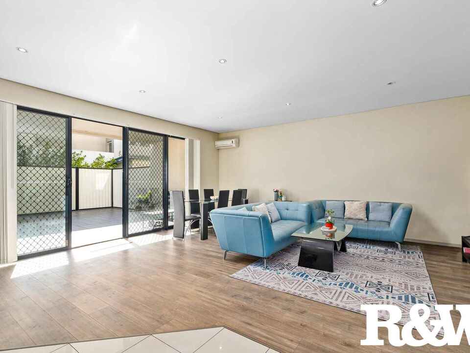 2/13-15 Lydbrook Street Westmead