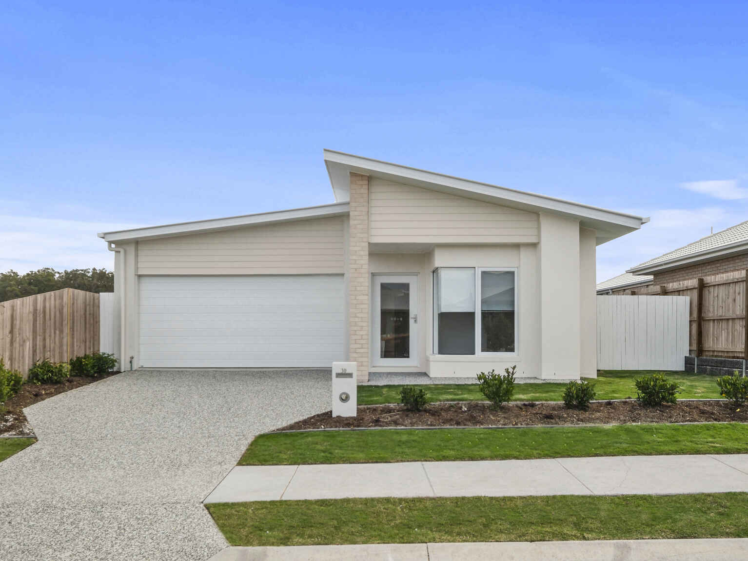 30 Tamborine Street Redland Bay