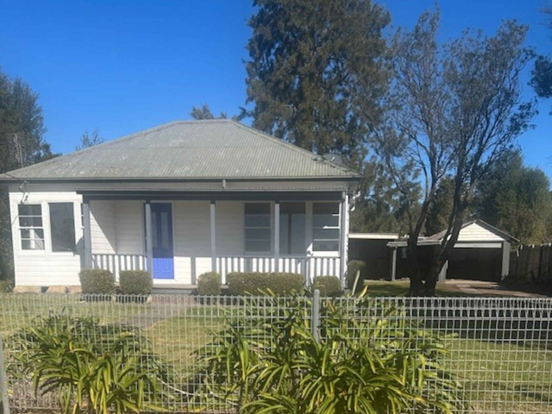 6 Parkes Road Moss Vale