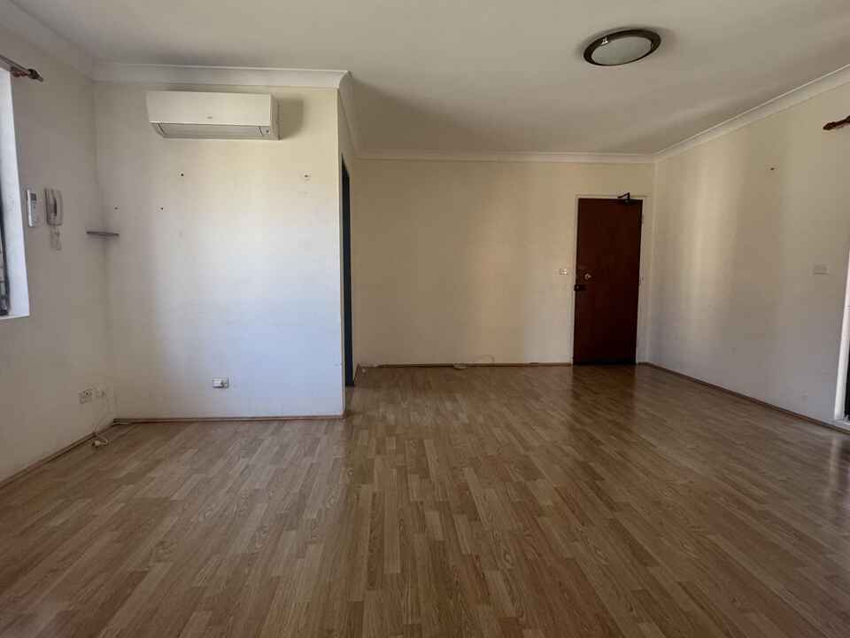 2/74 Mcburney Road Cabramatta