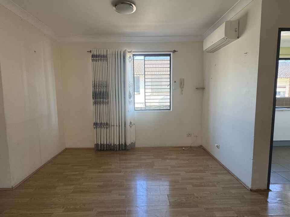 2/74 Mcburney Road Cabramatta