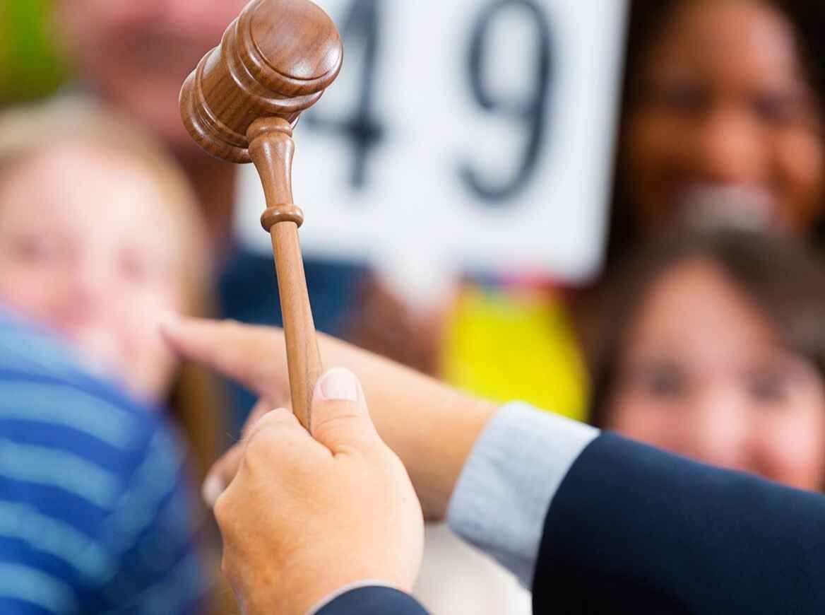 How to Approach an Auction as a Bidder: Tips for Success How to Approach an Auction as a Bidder: Tips for Success