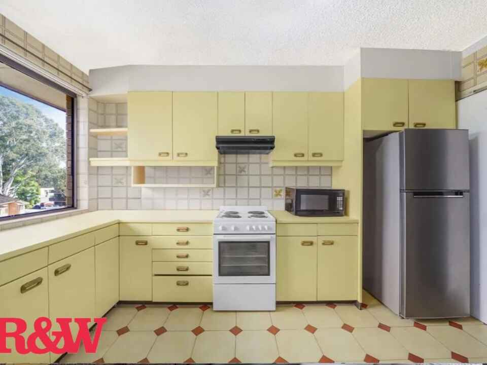 11/9-11 Wilde Avenue Carramar