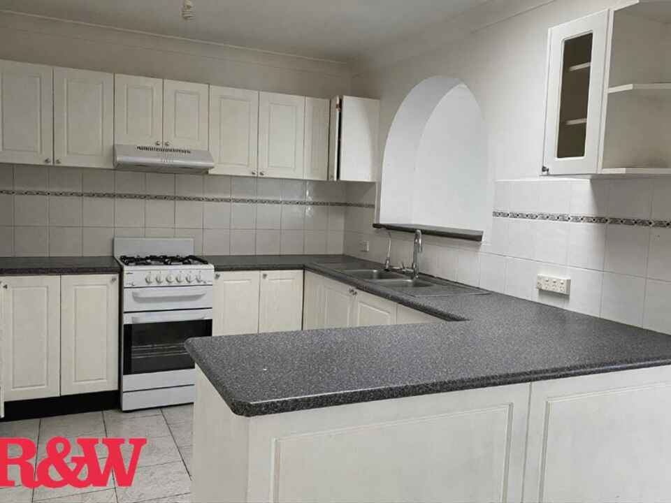 21 Donalbain Circuit Rosemeadow