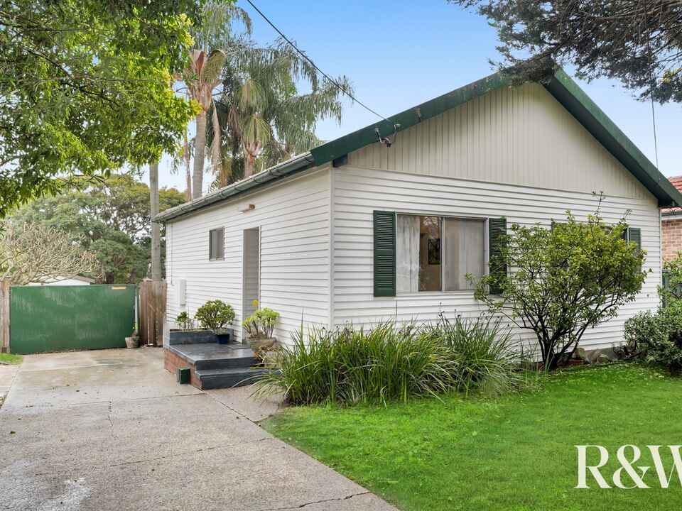48 CLANCY STREET Padstow Heights