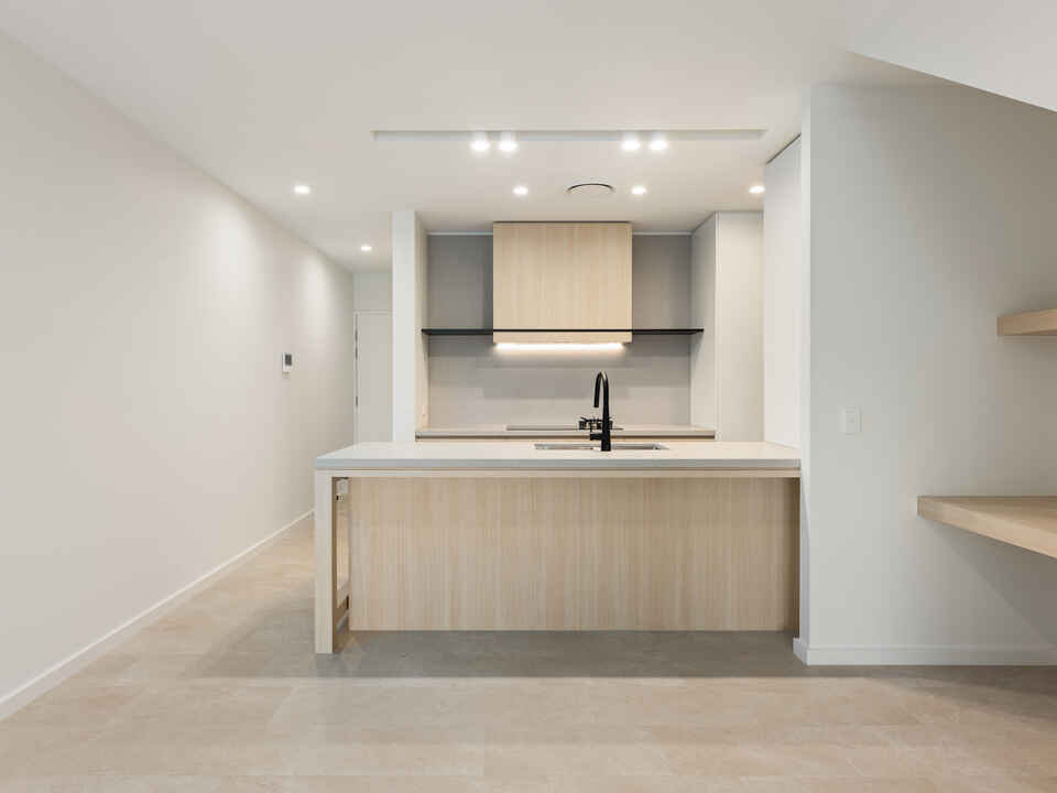 28/100 Champions Crescent Brookwater