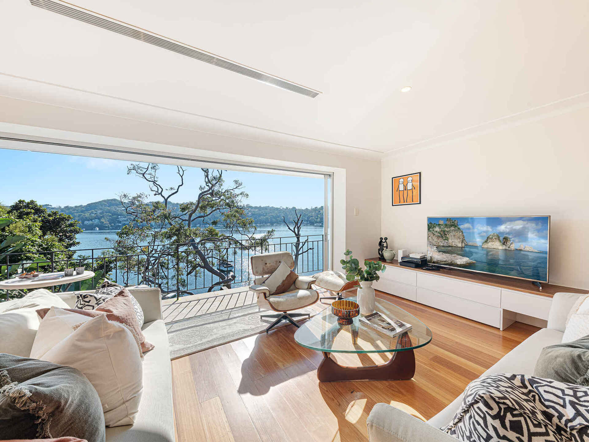 4 Cheyne Walk Castlecrag