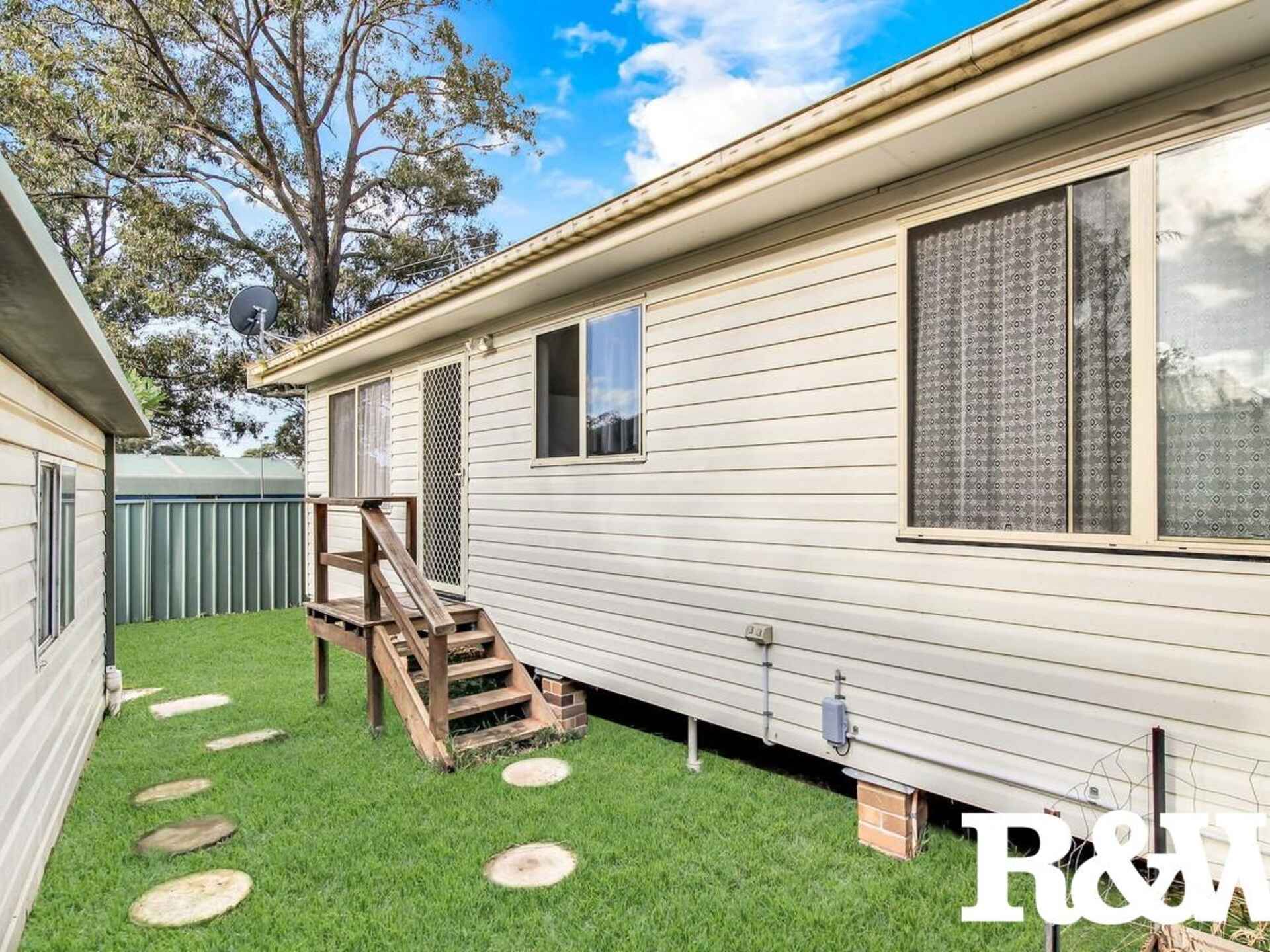 23A Pitcairn Avenue Lethbridge Park
