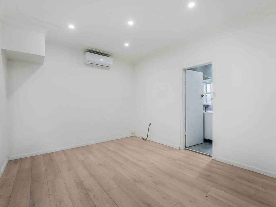 4 Moorebank Avenue Moorebank