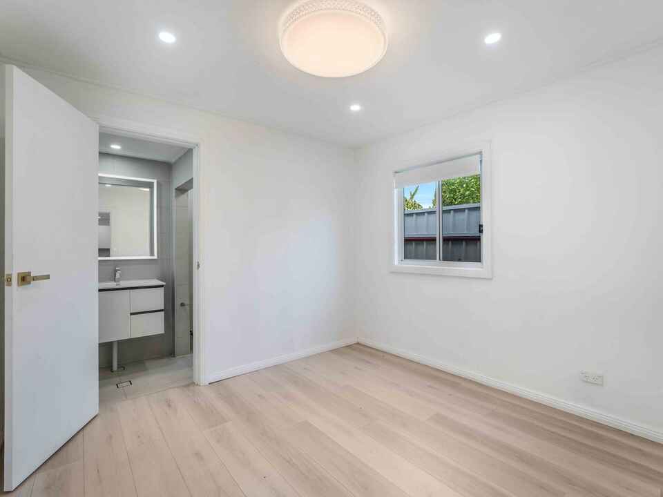 4B Moorebank Avenue Moorebank