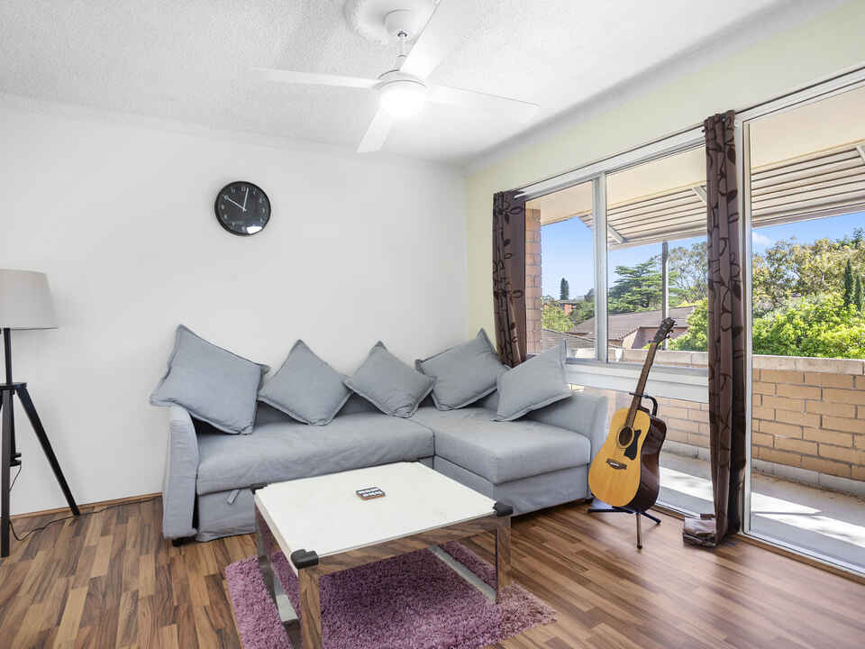 15/39 Meadow Crescent Meadowbank