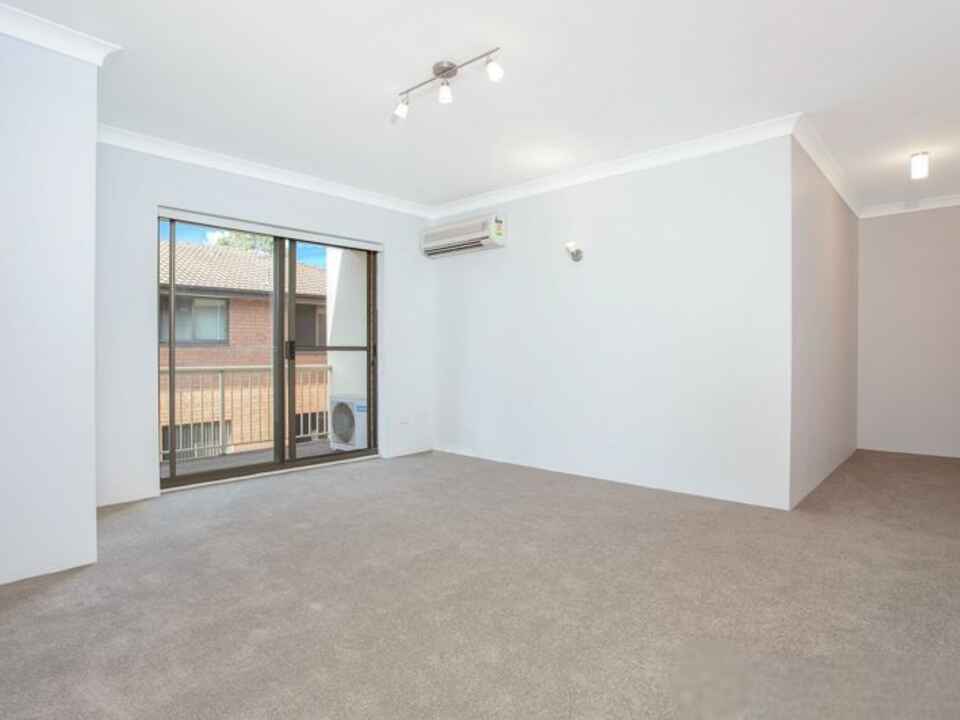 5/189 Hawkesbury Road Westmead