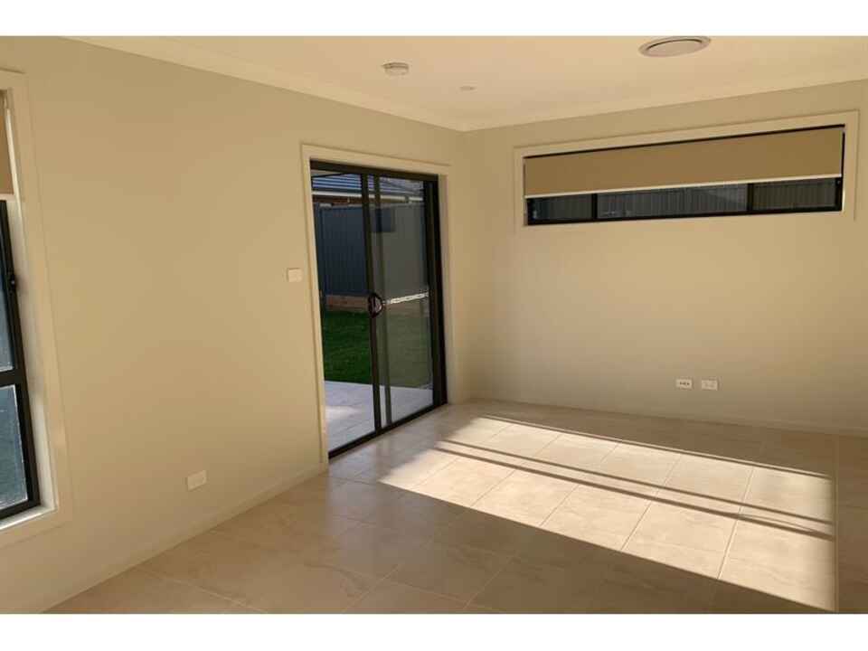 15 Fairbrother Avenue Denham Court