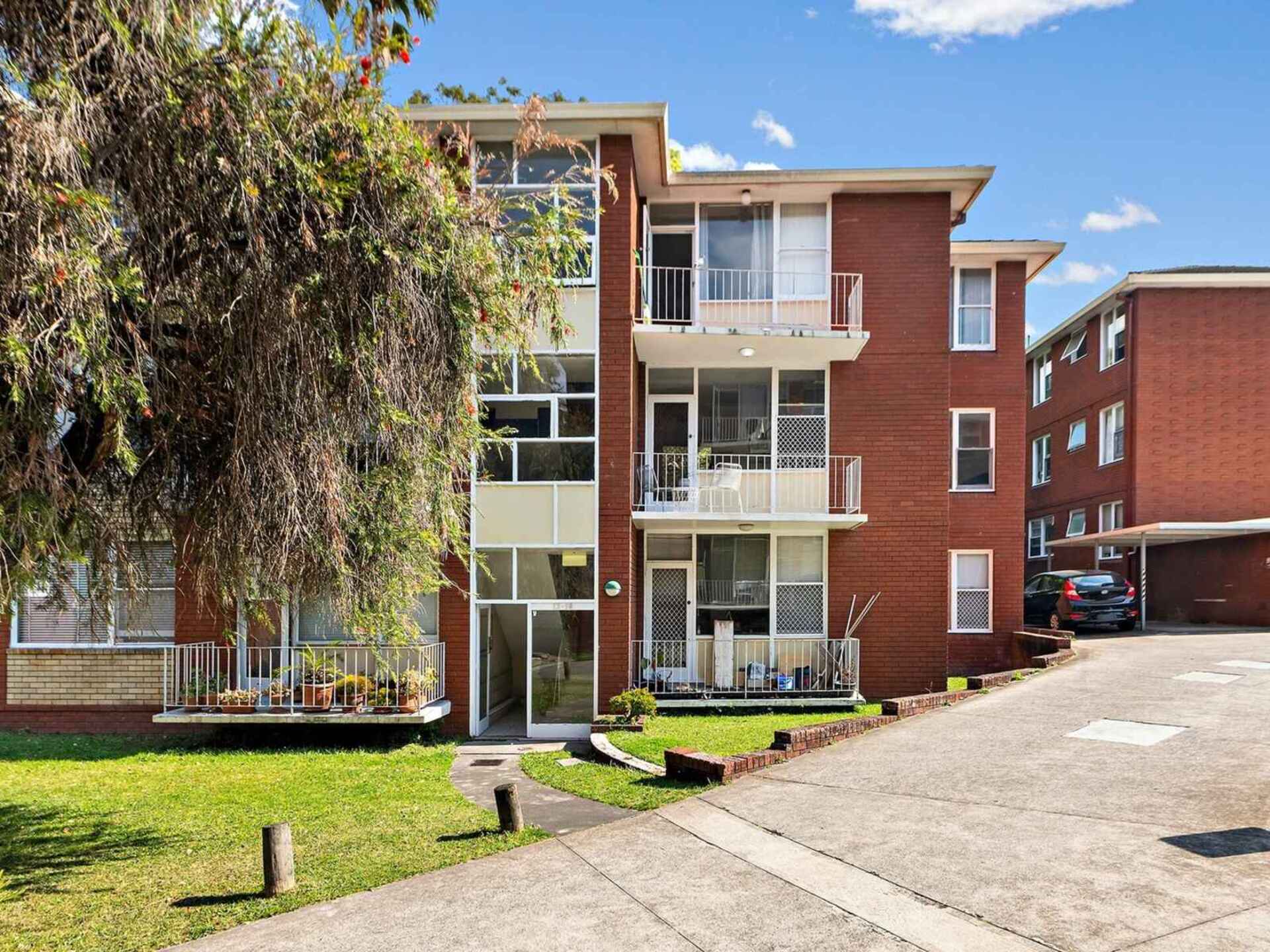 16/43 Watkin Street  Rockdale
