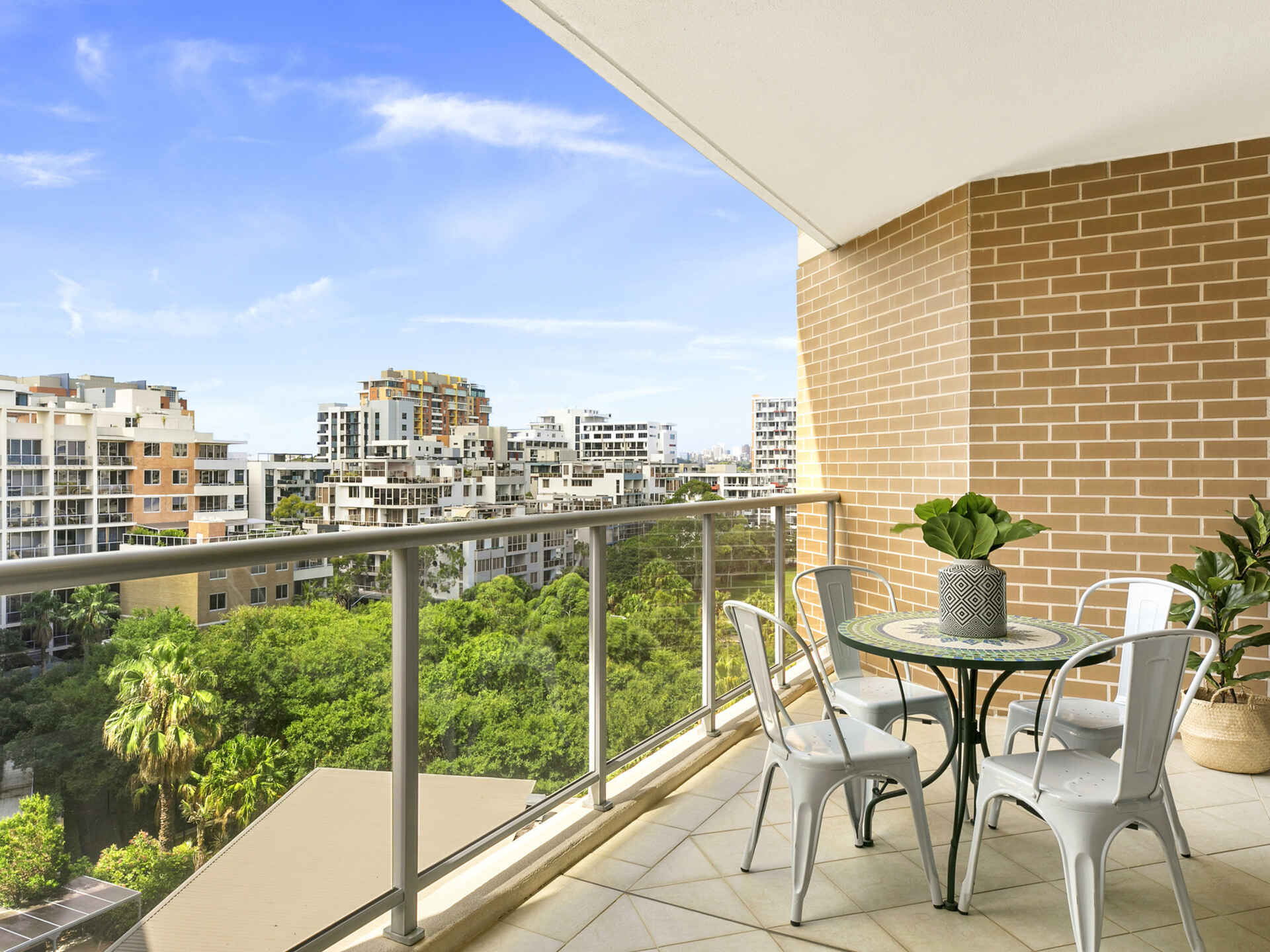 332/9 Crystal Street Waterloo
