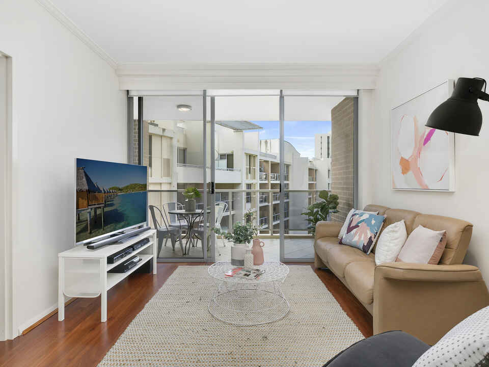 332/9 Crystal Street Waterloo