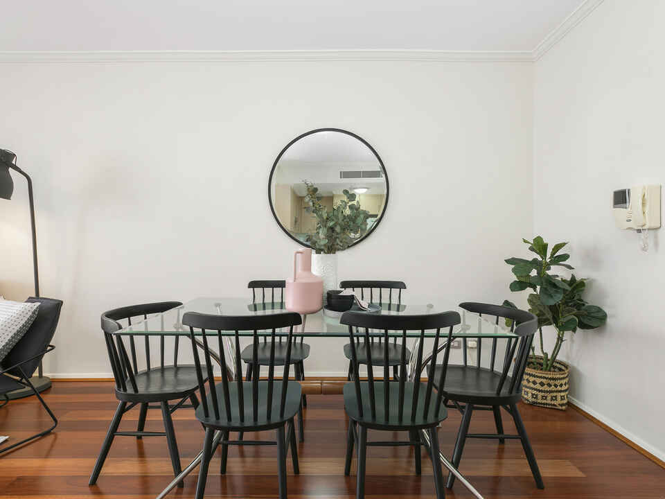 332/9 Crystal Street Waterloo