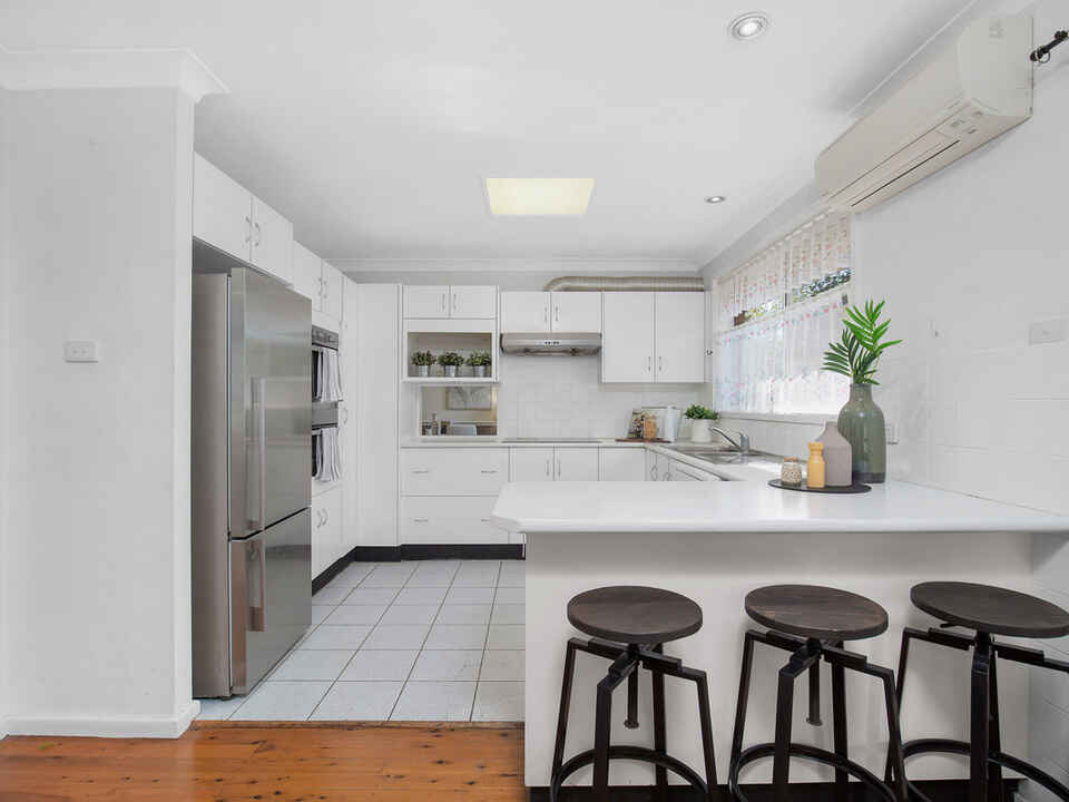 16 Kinarra Avenue Kellyville