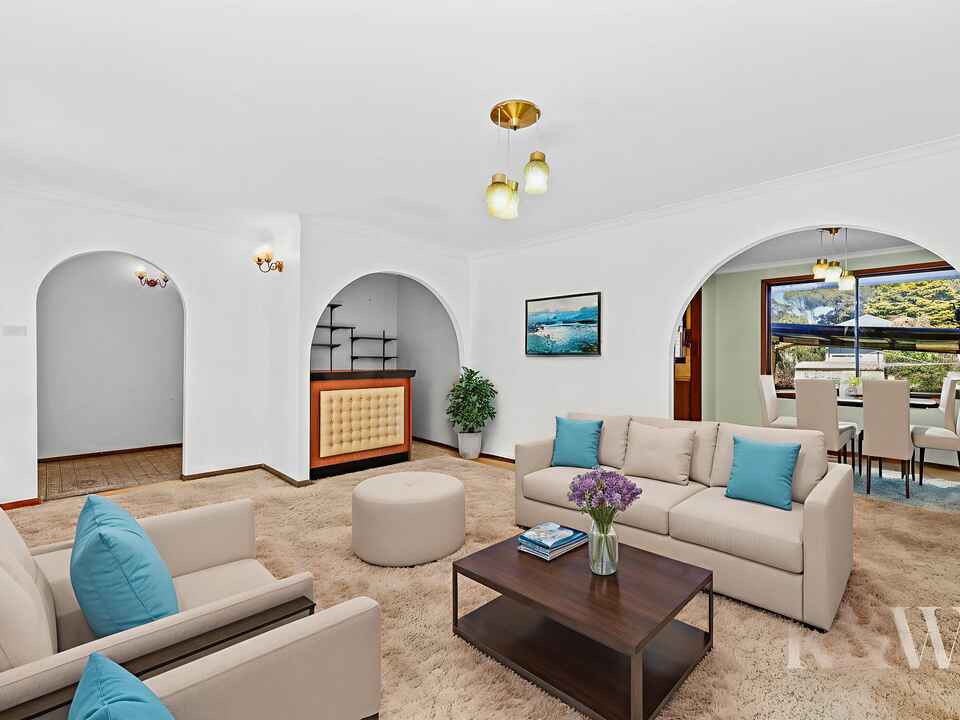 2 WINDEYER STREET Thirlmere